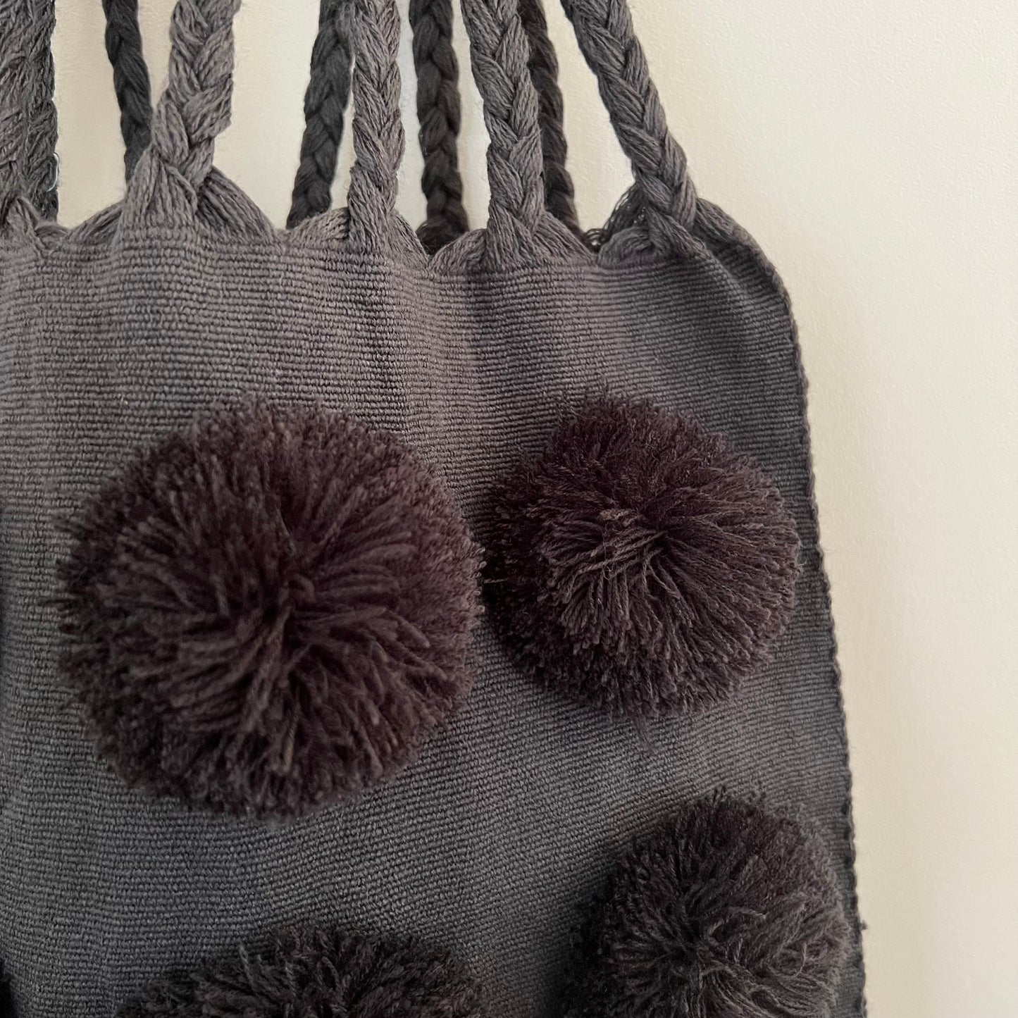 ポンポン・バッグ 014 スミクロ   ハンモックバッグ